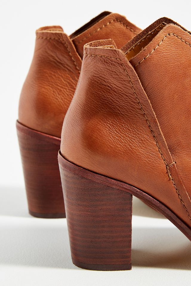 Dolce vita on sale shep ankle boots