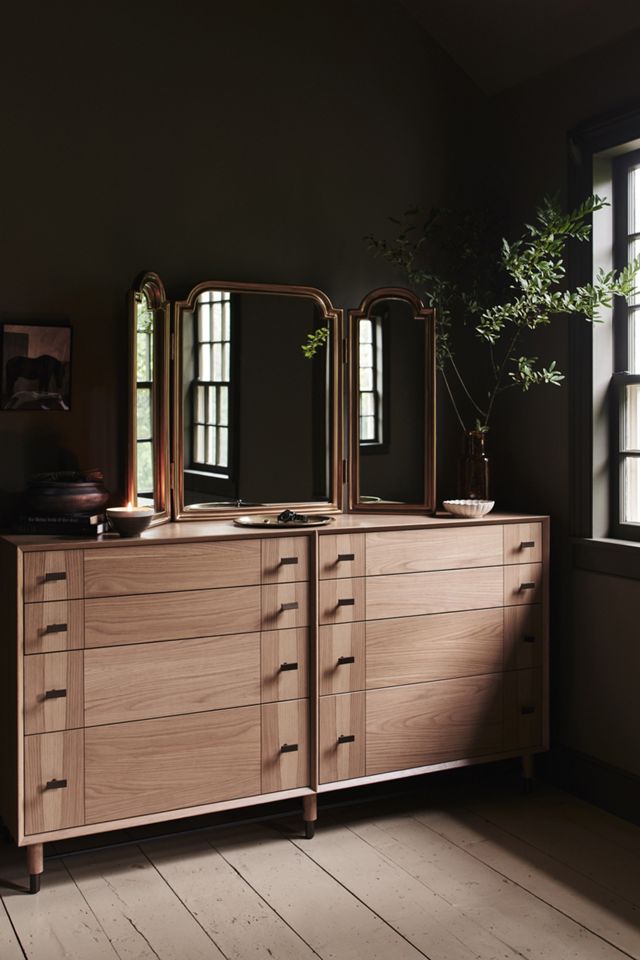 Avalene Eight-Drawer Dresser | AnthroHome