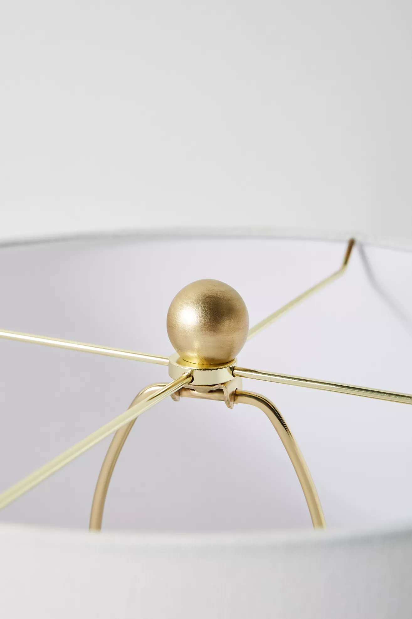 Icon Peacock Table Lamp - thumbnail 6