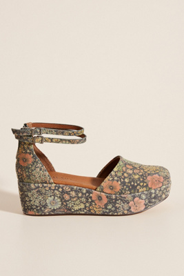 Gee Wawa Daphne Platform Heels