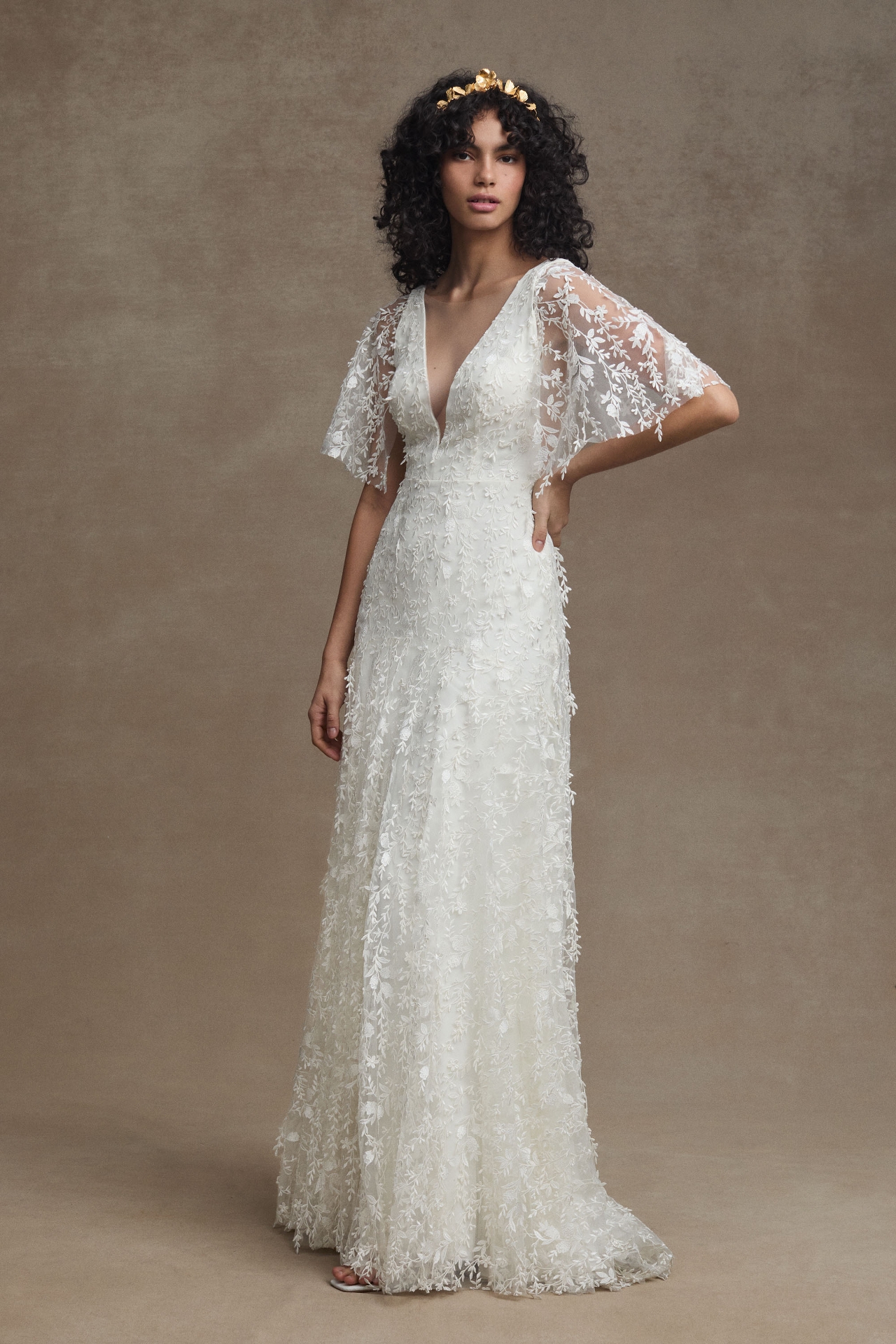 Jenny by Yoo Lourdes V-Neck Convertible-Sleeve Lace Wedding Gown