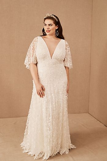 plus size casual wedding dresses Boho Plus-Size Boho Off-Shoulder Wedding Dress True Society Bridal and a shimmering full tulle skirt Casual Plus Size Long Sleeve