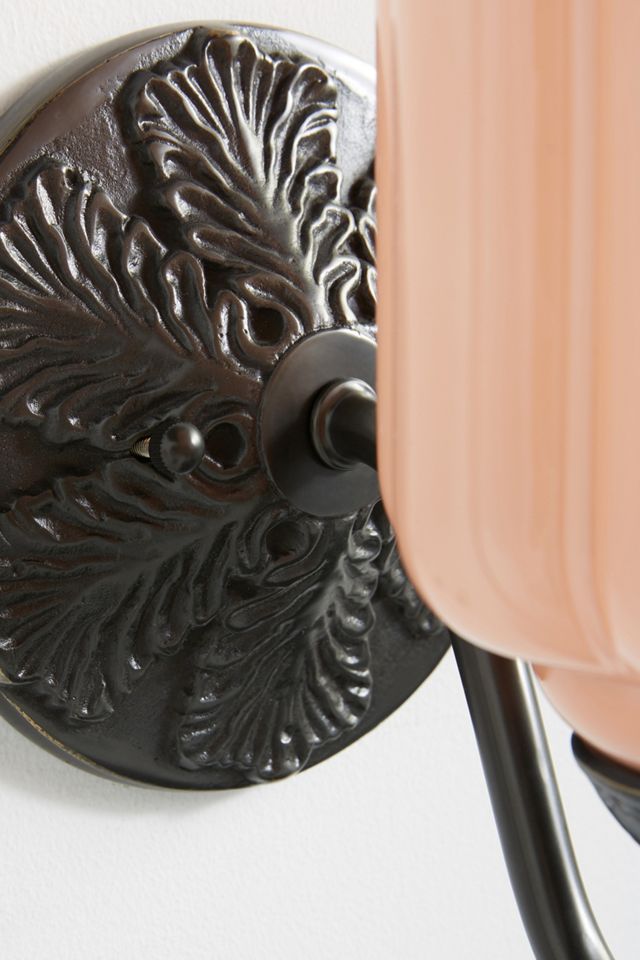Anthropologie Eloise Sconce ウォールライト The Eloise Scallop Milk Glass Sconce Wall Light | Anthropologie