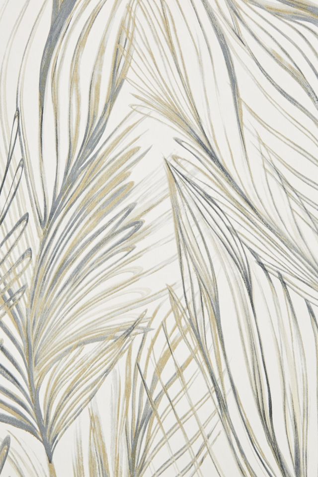 Peaceful Plume Wallpaper #2