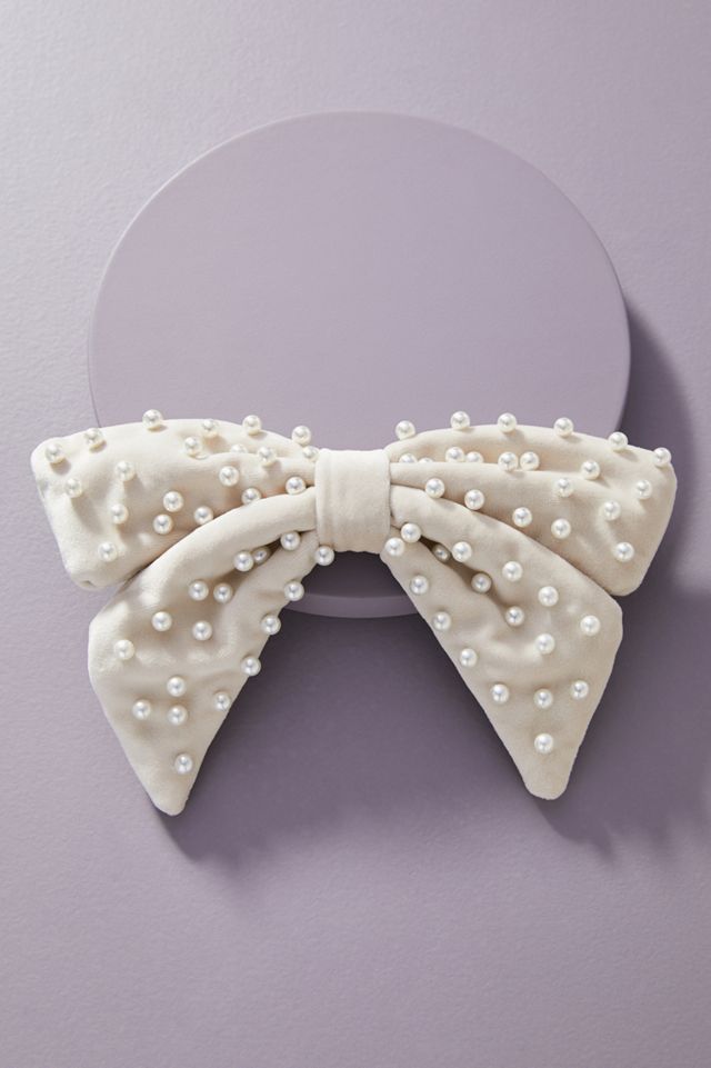 Lele Sadoughi Velvet Pearl Bow Barrette | Anthropologie display picture 3