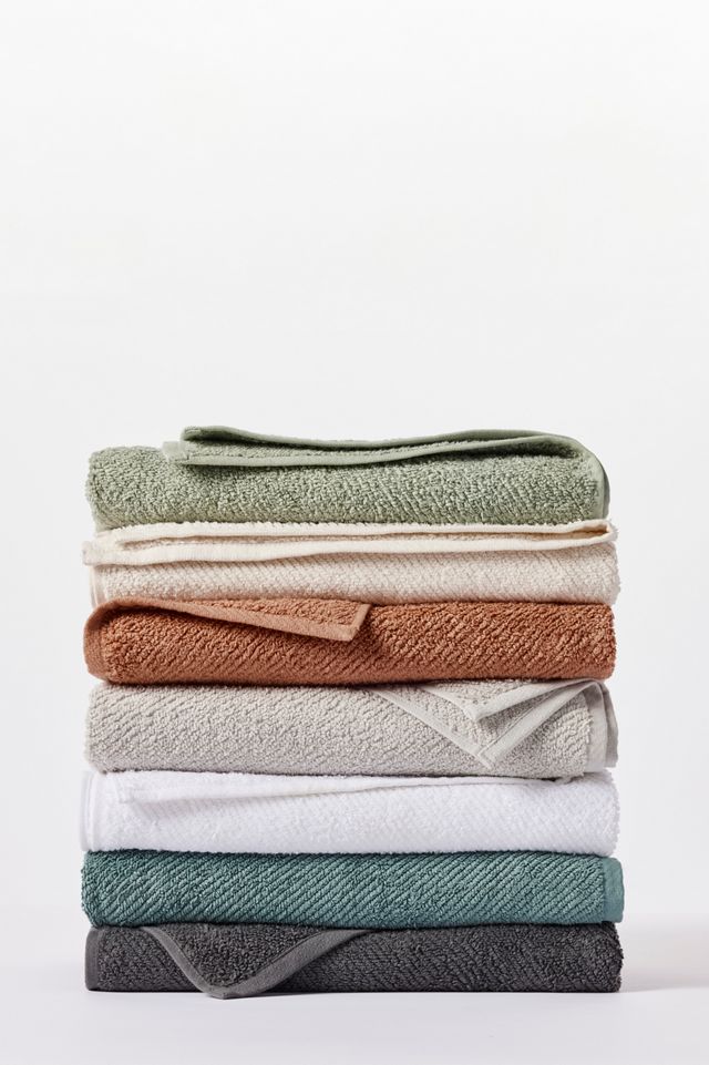 Coyuchi Air Weight Organic Guest Towel #1