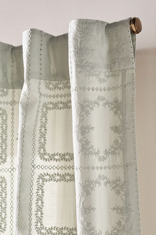 Smithery Curtain Rod #1