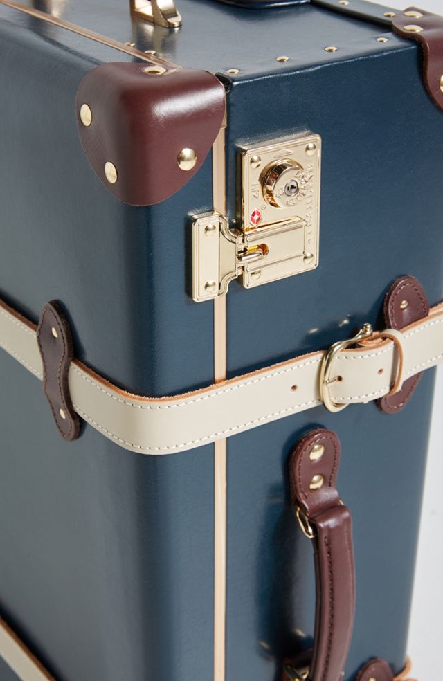 SteamLine Luggage The Architect Stowaway Suitcase #4