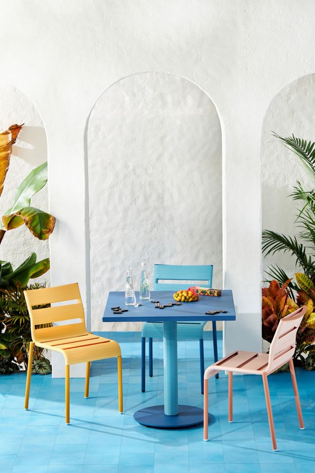 Barcelonette Indoor/Outdoor Dining Table