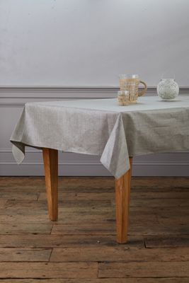 Water-Resistant Tablecloth