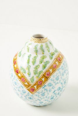Kourtney Vase