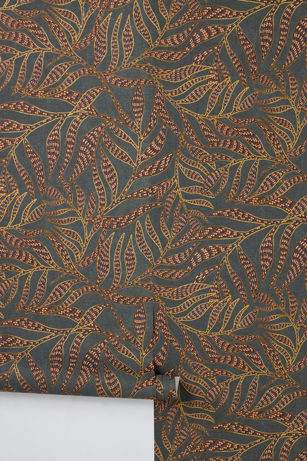 Montrose Leaves Wallpaper