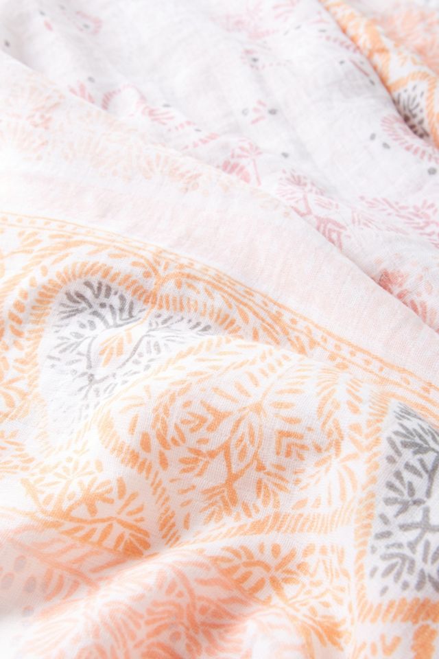 Jasmin Swaddle #1