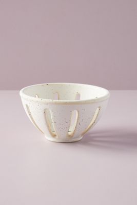 Cottage Stoneware Berry Basket
