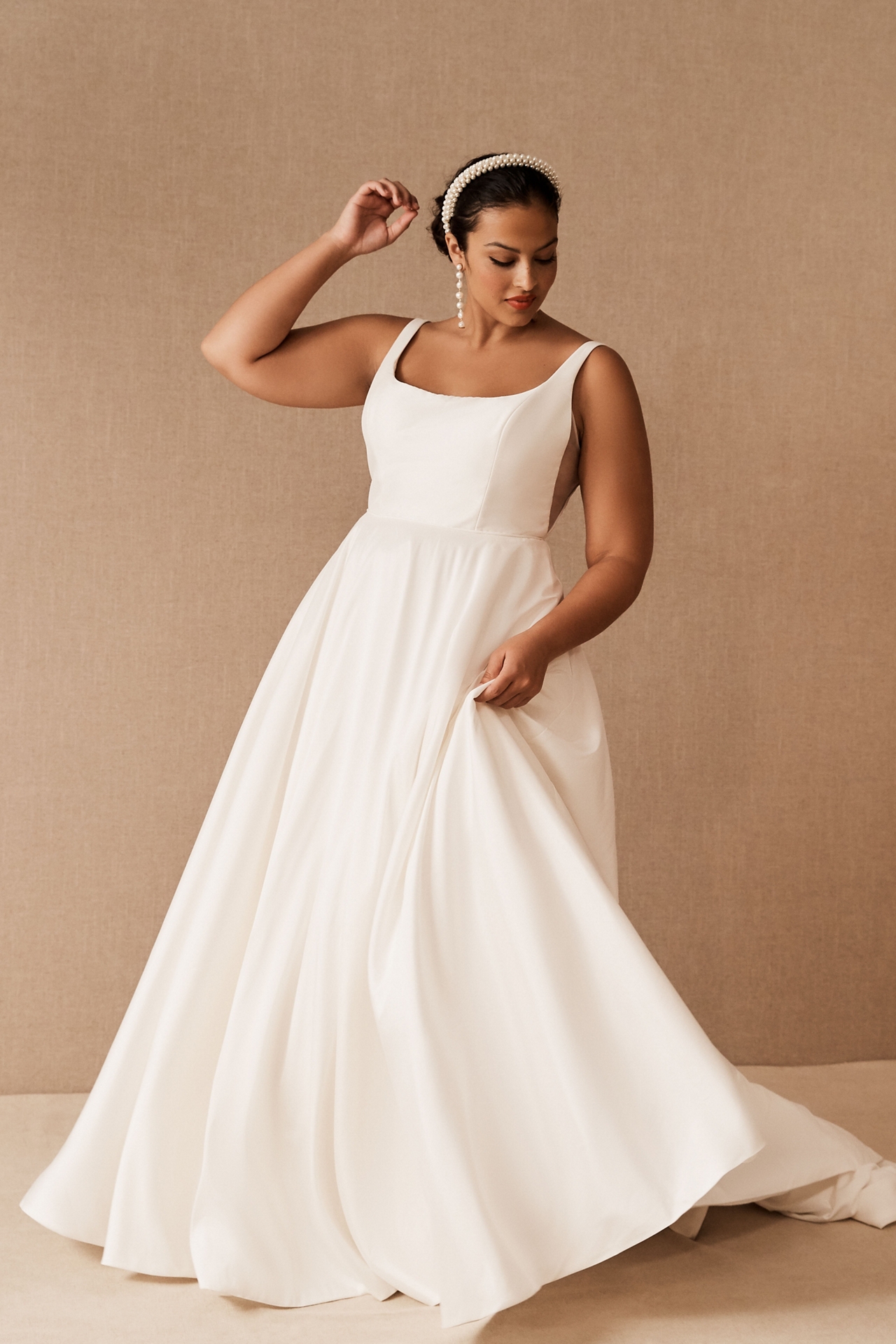 Jenny by Yoo Lawrence Square-Neck Open-Back Taffeta Wedding Gown