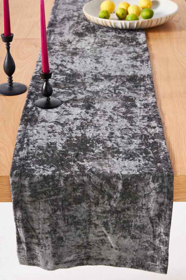 Linnea Crushed Velvet Table Runner