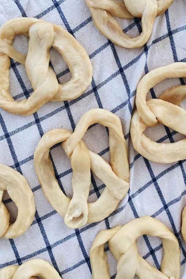 Soft Pretzel Baking Kit #3
