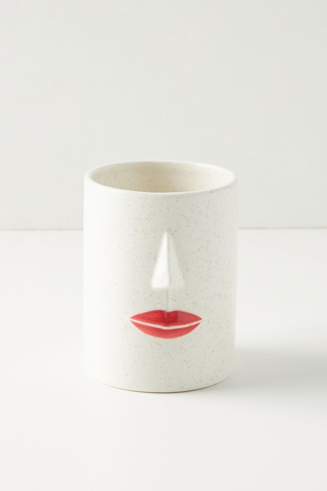 Lip Rouge Pencil Cup #1