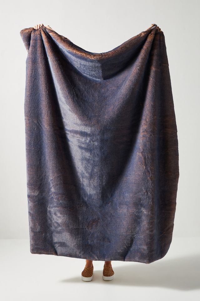 Anthropologie blanket faux online fur