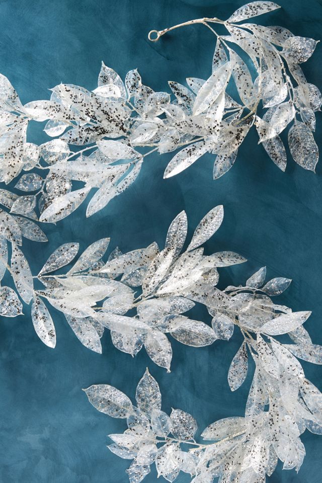 Ice-Frosted Lemon Leaf Garland