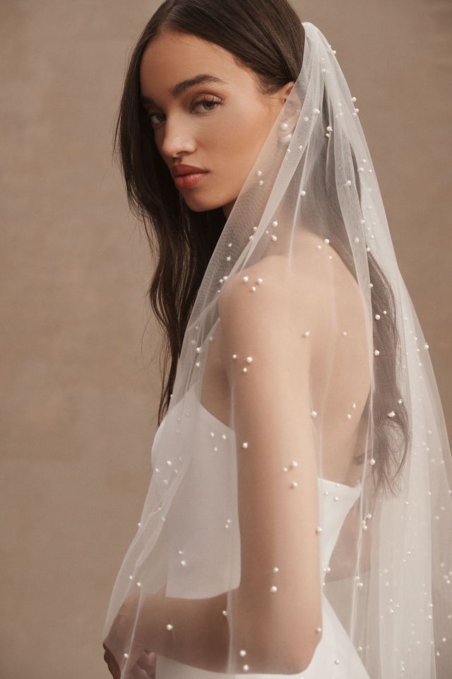 LUMIERE | fingertip veil with pearls