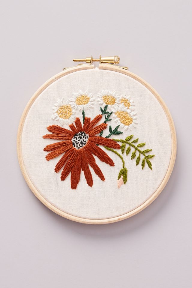 Retro Daisies Embroidery Kit #2