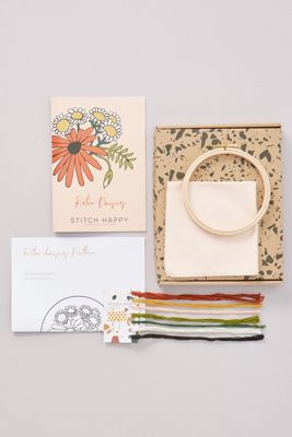 Retro Daisies Embroidery Kit