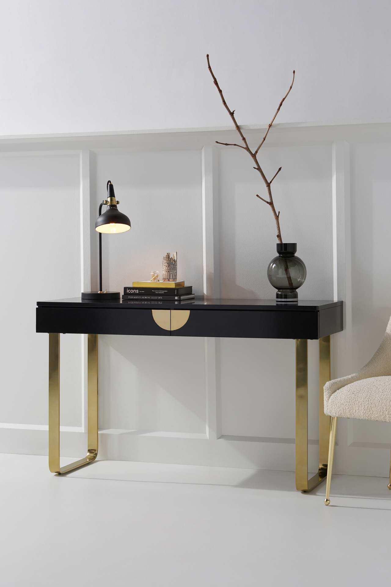 Lacquered Glinda Console Table