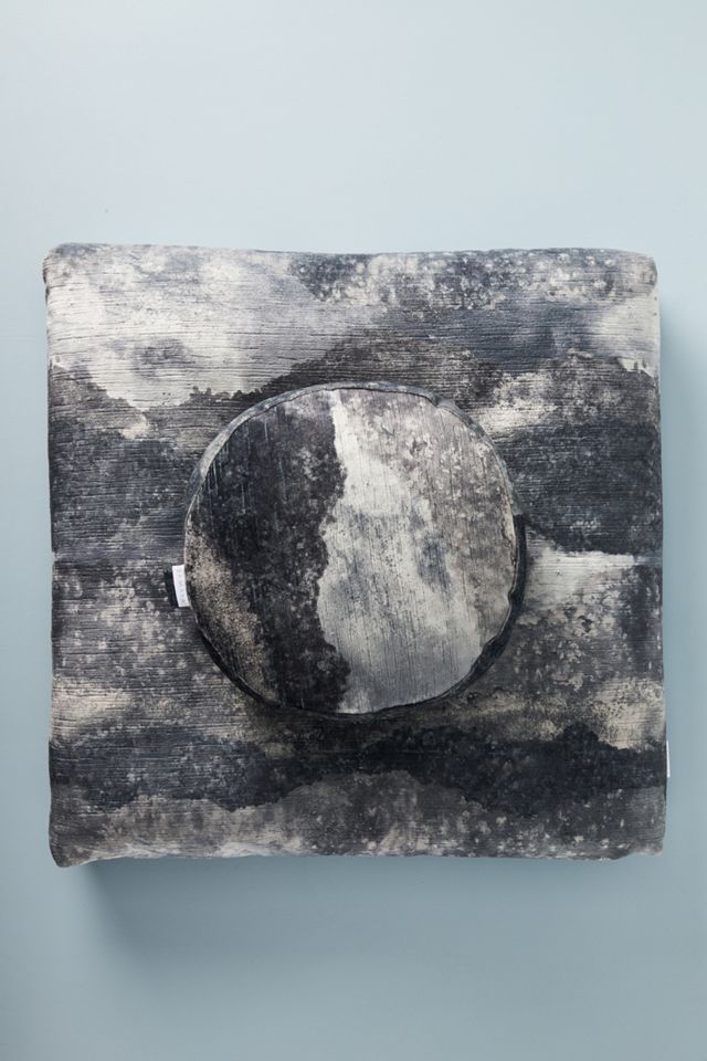SAMAYA Basalt Round Meditation Cushion #1