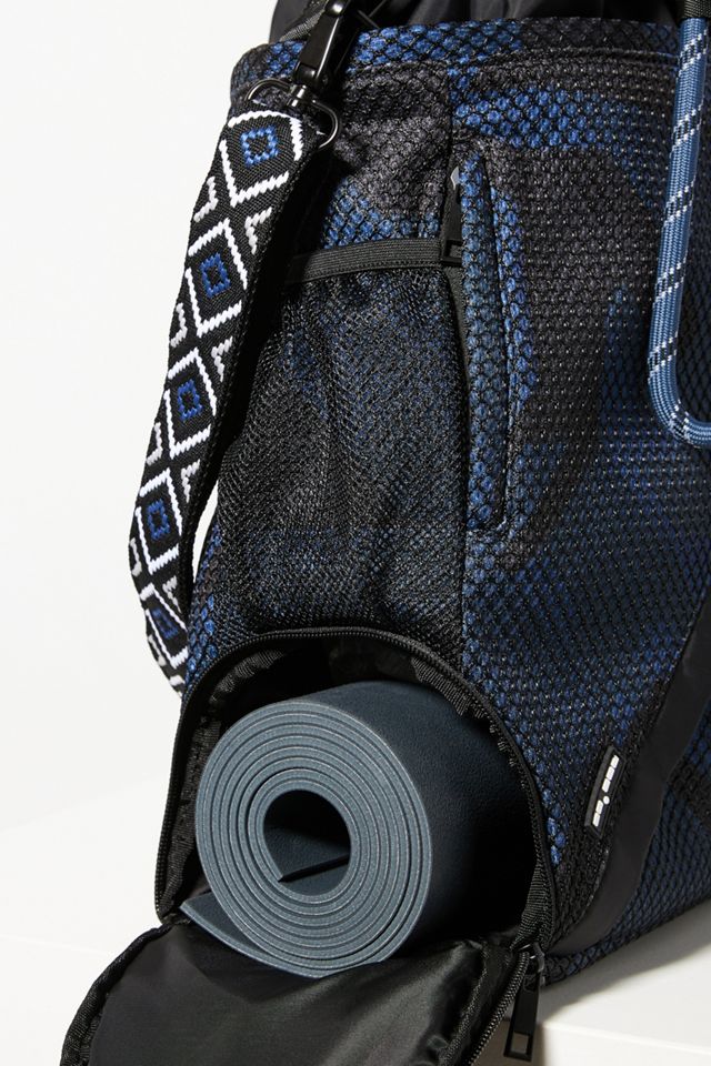 Go dash dot Convertible Bucket Bag Go Dash Dot Convertible Bucket Bag | Anthropologie main image 4