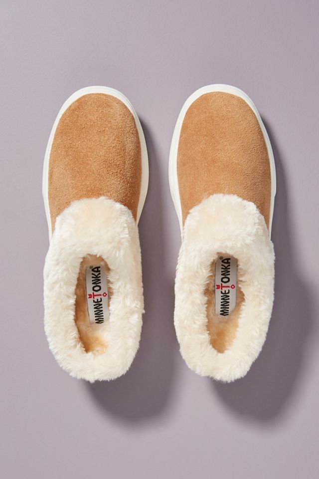 Minnetonka Windy Slippers #1