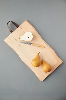 Beech Wood Cutting Board with Leather Handle