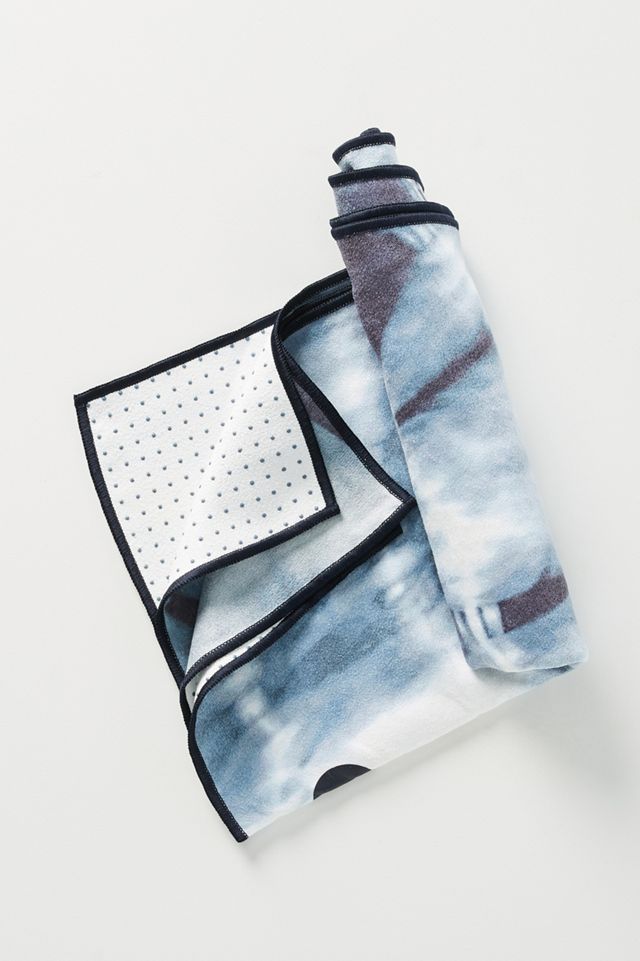 Manduka Yogitoes Yoga Mat Towel #1