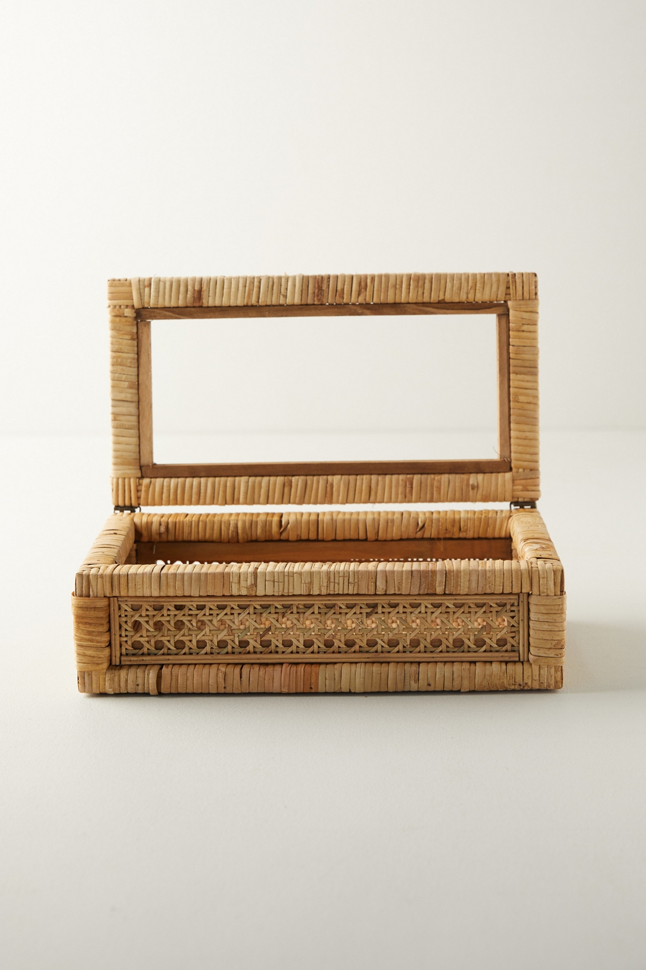 Rattan Box with Glass Lid