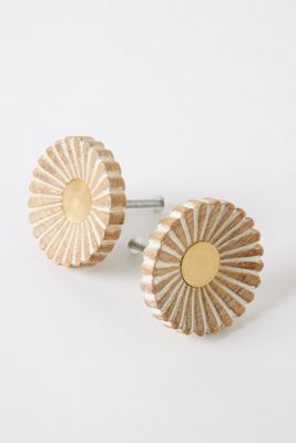 Handcarved Gulliver Knobs, Set of 2