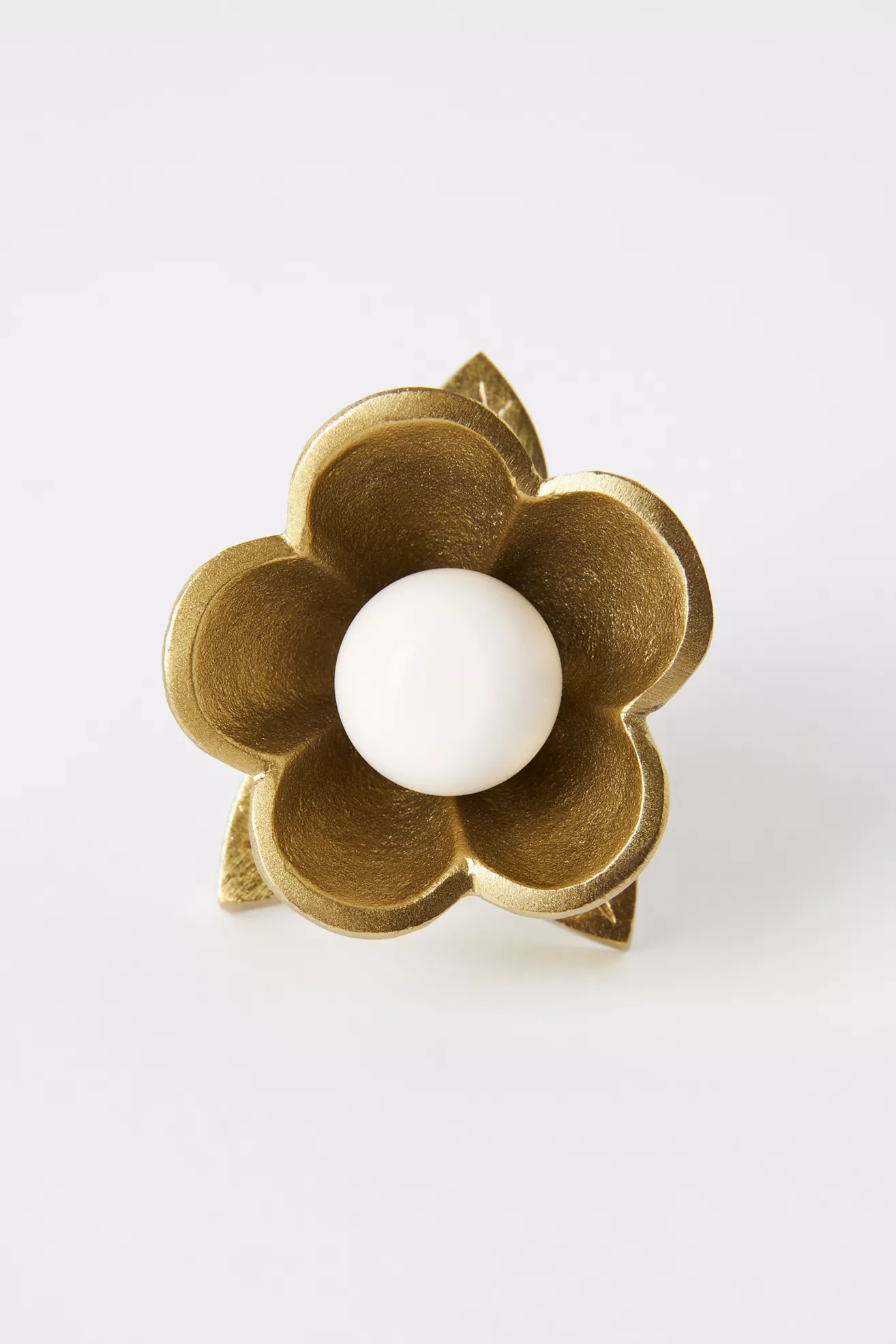 Nena Flower Knobs, Set of 2 - thumbnail 3