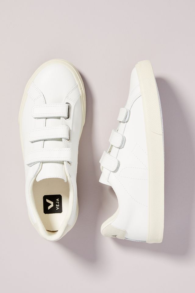 Veja 3 store lock sneakers