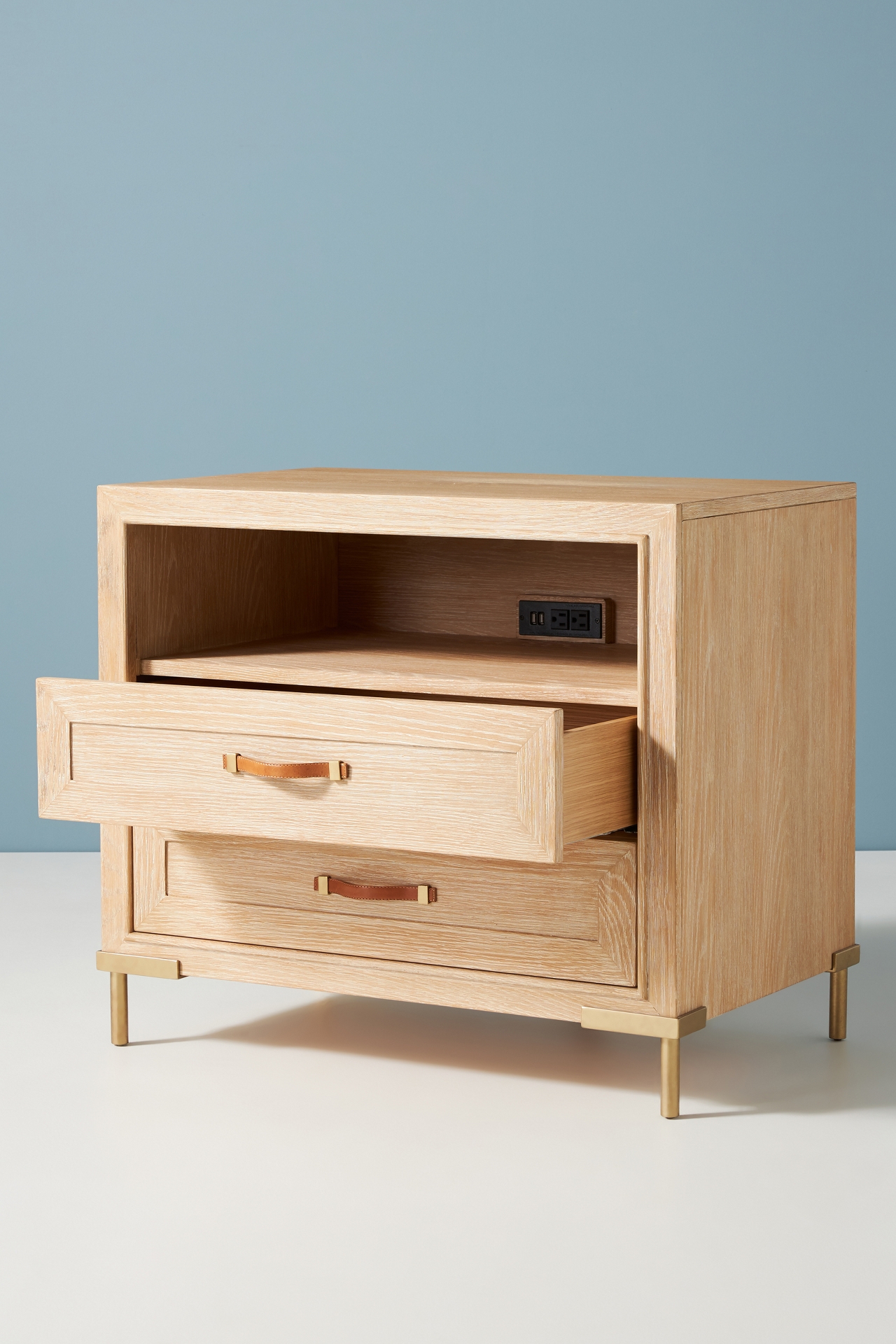 Florian Nightstand