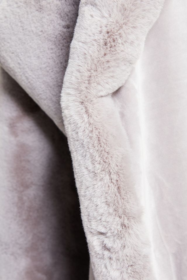 Hibernal Faux Fur Throw Blanket #1