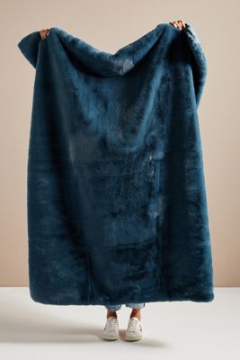 Hibernal Faux Fur Throw Blanket