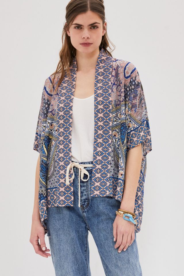 Kimono Corto Aletha de Bl-nk #2