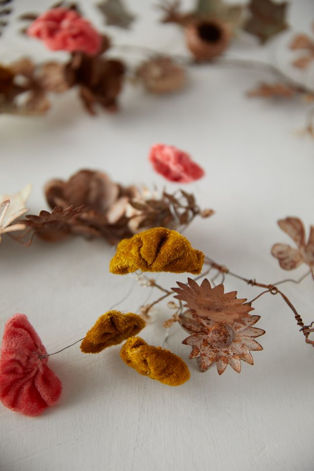 Spring Botanicals Iron + Velvet Garland #1