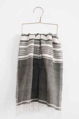 Roan Iris Ziggy Hand Towel No. 0512