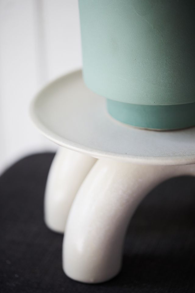 Ceramic Double Footed Riser #2