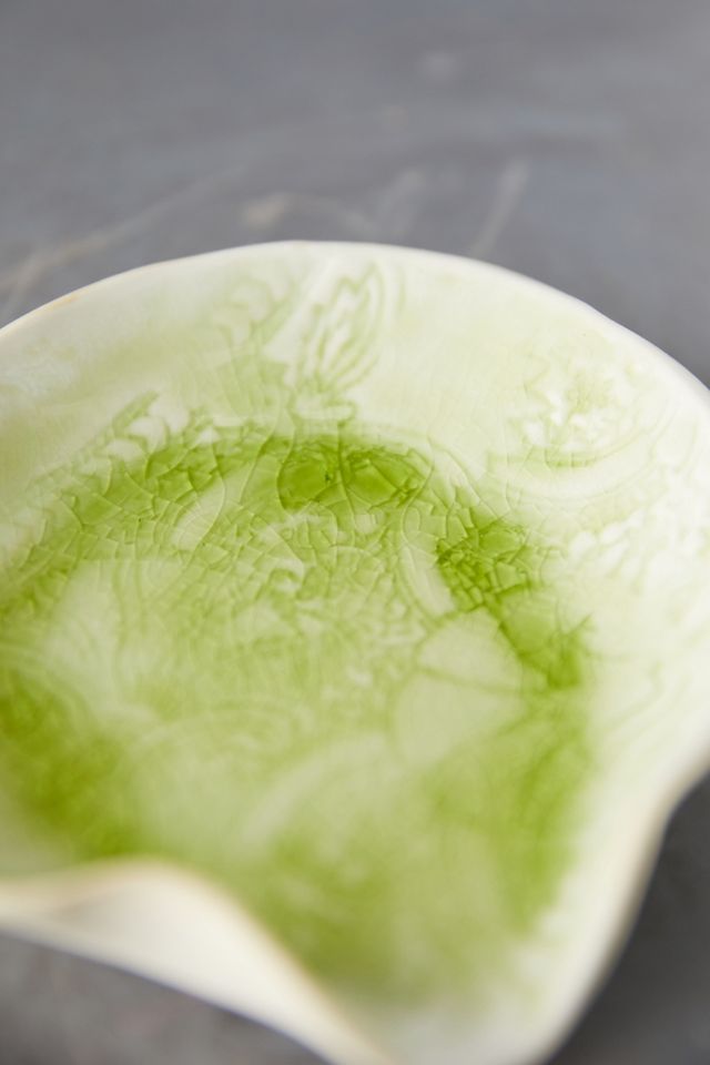Source and Tradition Chartreuse Crackle Porcelain Spoon Rest #5