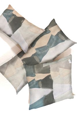 Bunglo Byron Pillow