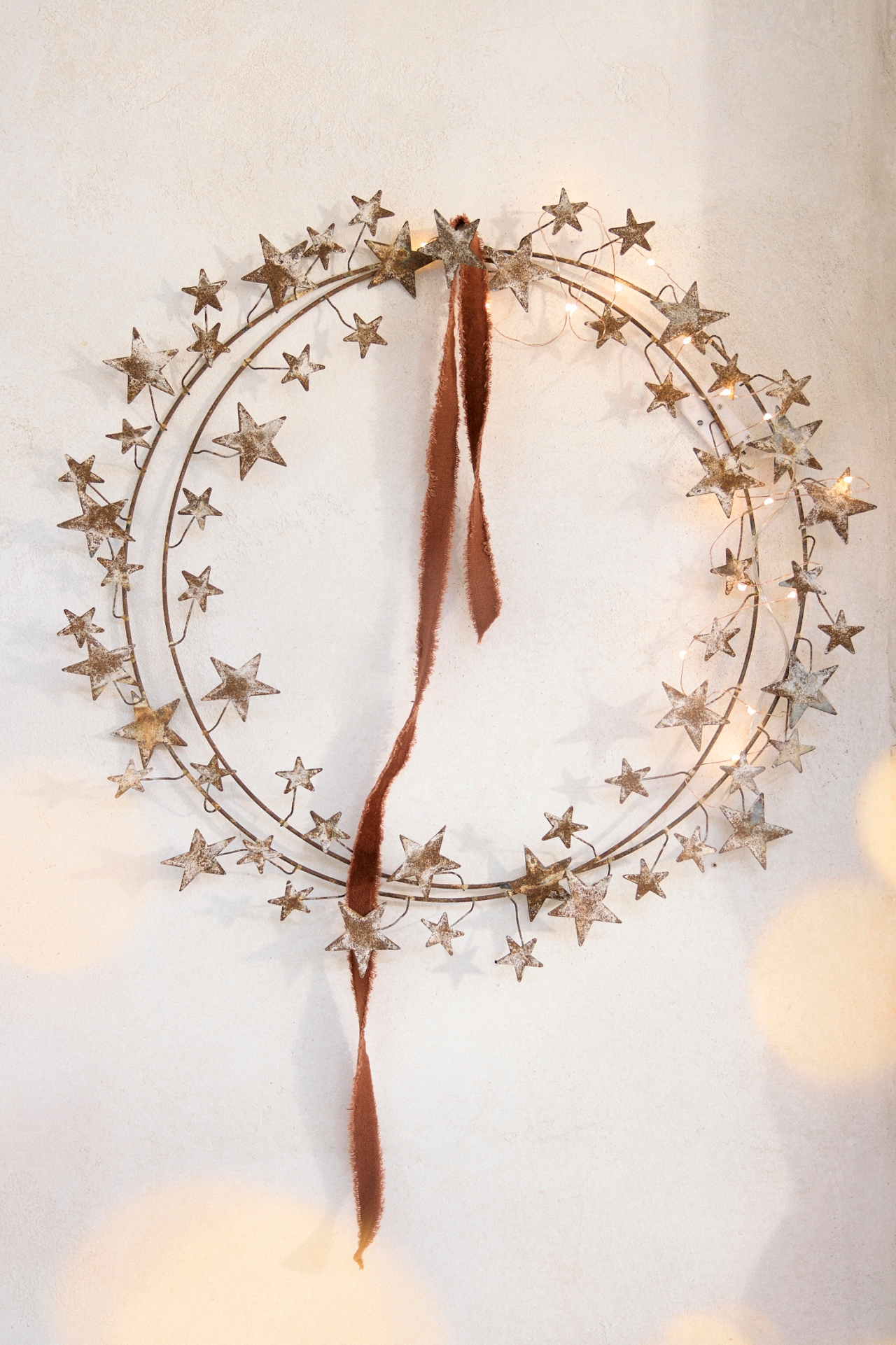 Aged Iron Star Wreath