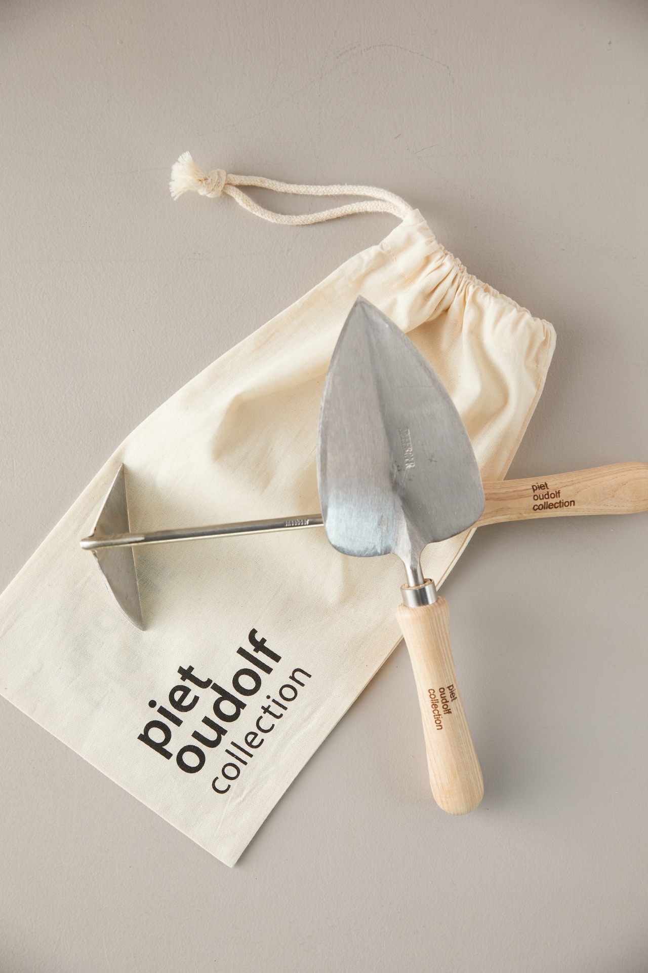 Sneeboer X Piet Oudolf Trowel + Hoe Gift Set