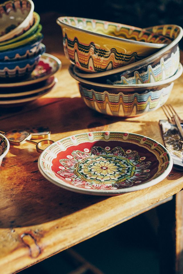Troyan Chiflik Serving Bowl #3