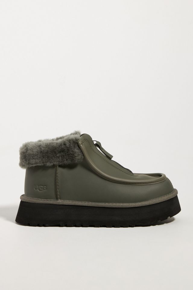 公式直営 ugg FUNKETTE BOOT - 靴